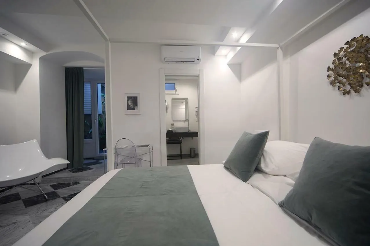 Duomosette Bed and Breakfast Carrara Bed & Breakfast